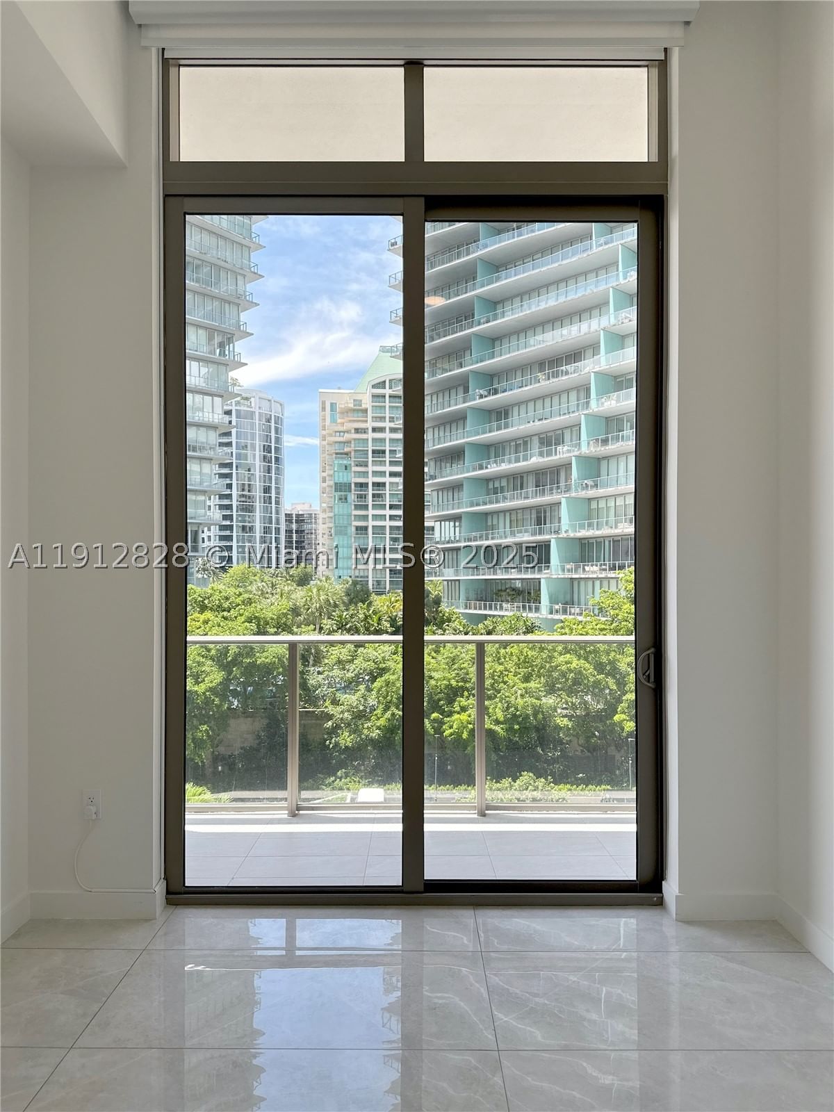 Real estate property located at 2655 Bayshore Dr #405, Miami-dade, Mr. C Residences, Miami, FL