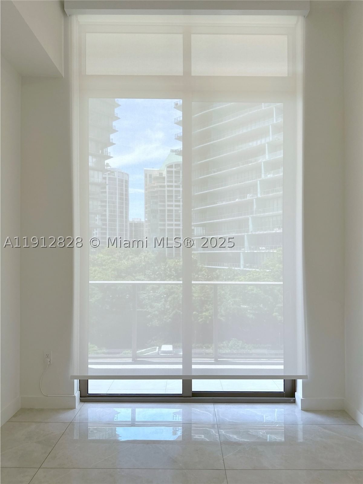 Real estate property located at 2655 Bayshore Dr #405, Miami-dade, Mr. C Residences, Miami, FL