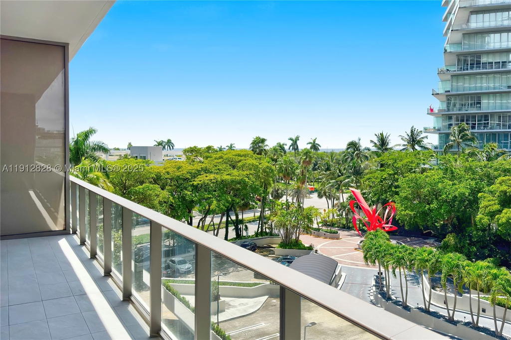 Real estate property located at 2655 Bayshore Dr #405, Miami-dade, Mr. C Residences, Miami, FL