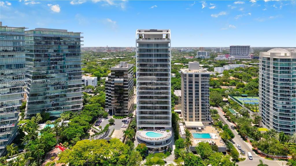 Real estate property located at 2655 Bayshore Dr #405, Miami-dade, Mr. C Residences, Miami, FL