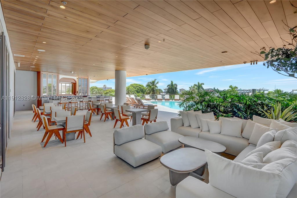 Real estate property located at 2655 Bayshore Dr #405, Miami-dade, Mr. C Residences, Miami, FL