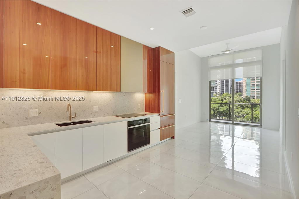 Real estate property located at 2655 Bayshore Dr #405, Miami-dade, Mr. C Residences, Miami, FL