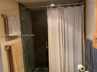 Real estate property located at 1688 West Ave #405, Miami-dade, West Bay Plaza Condo, Miami Beach, FL
