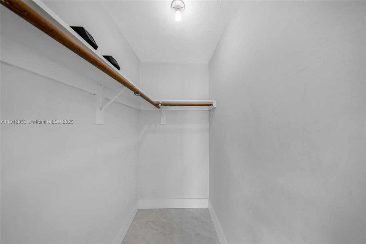 Real estate property located at 4500 Monroe St, Broward, Hollywood Hills, Hollywood, FL