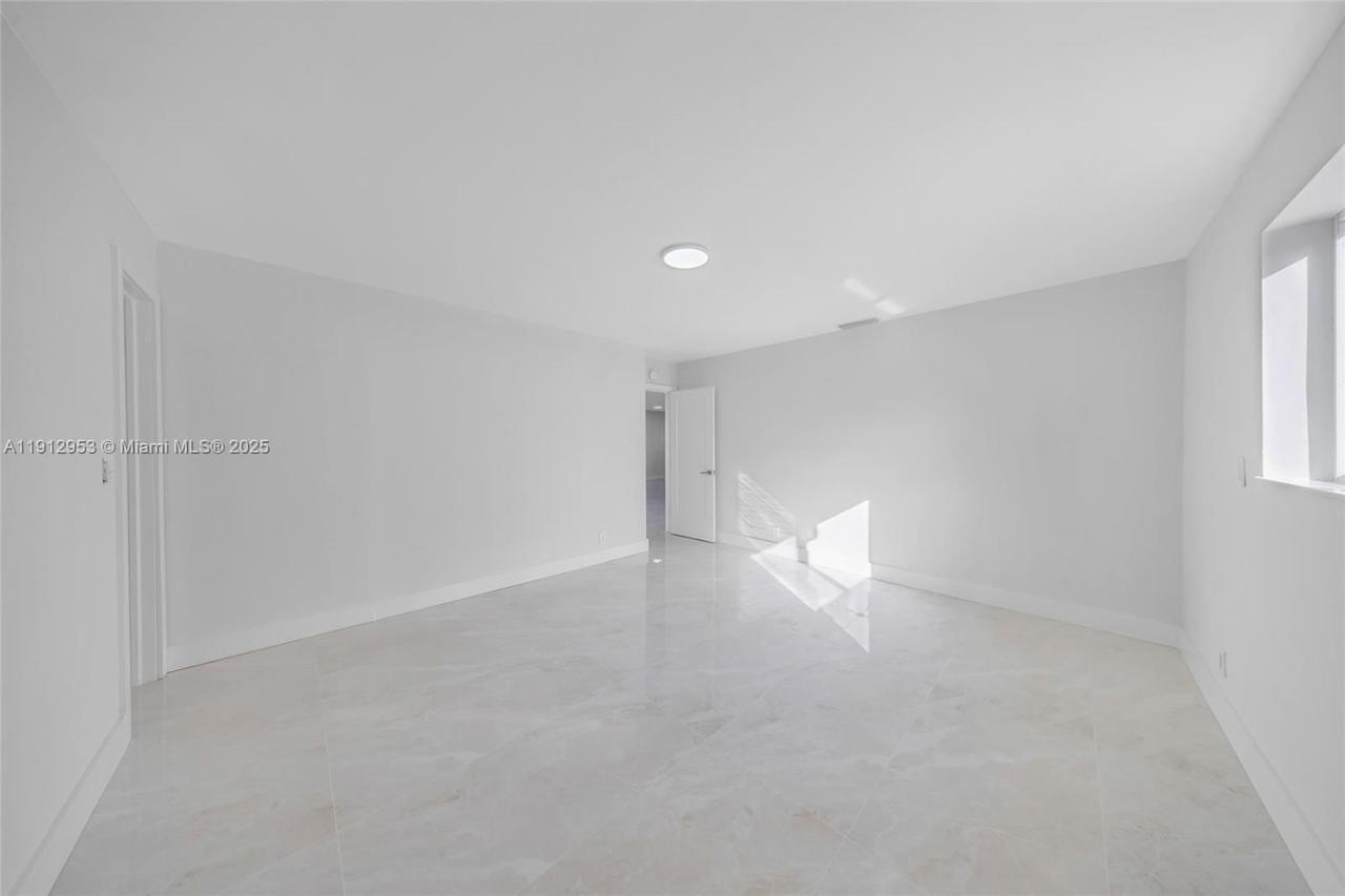 Real estate property located at 4500 Monroe St, Broward, Hollywood Hills, Hollywood, FL