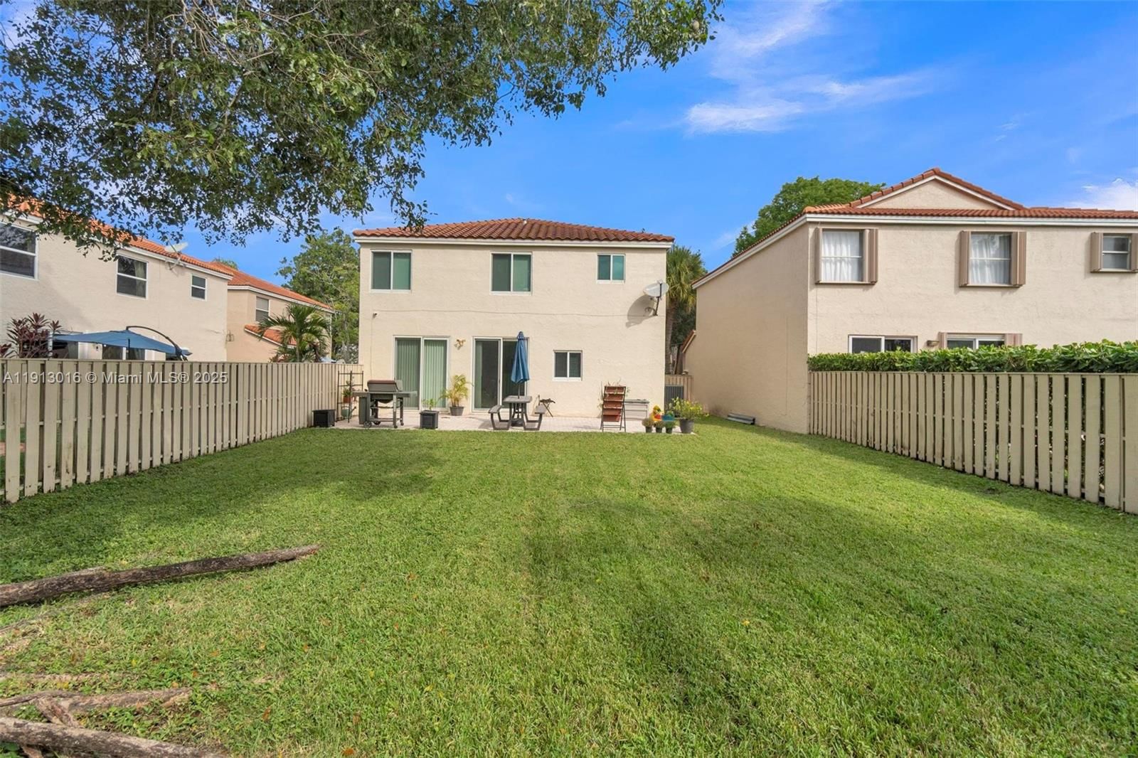 Real estate property located at 10700 12th Ct, Broward, Minto Plantation-1, Plantation, FL