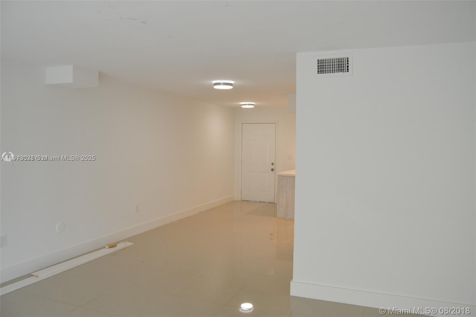 Real estate property located at 9375 Fontainebleau Blvd L122, Miami-dade, The Beach Club Fontainebl, Miami, FL