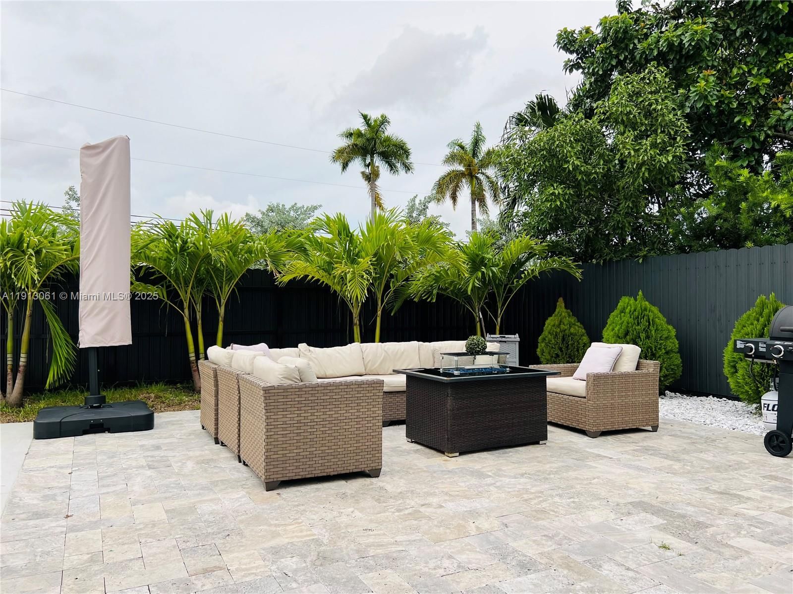 Real estate property located at 9645 10th Ter, Miami-dade, Town Park Heights, Miami, FL