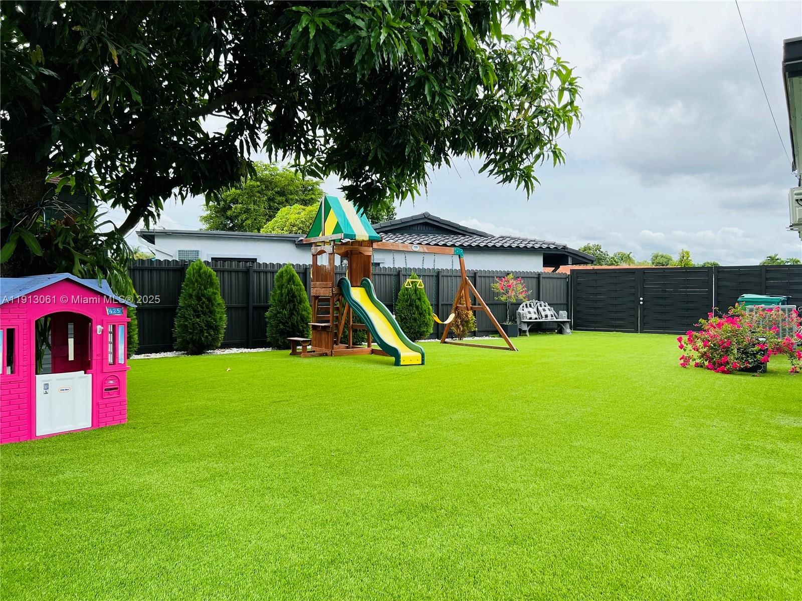 Real estate property located at 9645 10th Ter, Miami-dade, Town Park Heights, Miami, FL