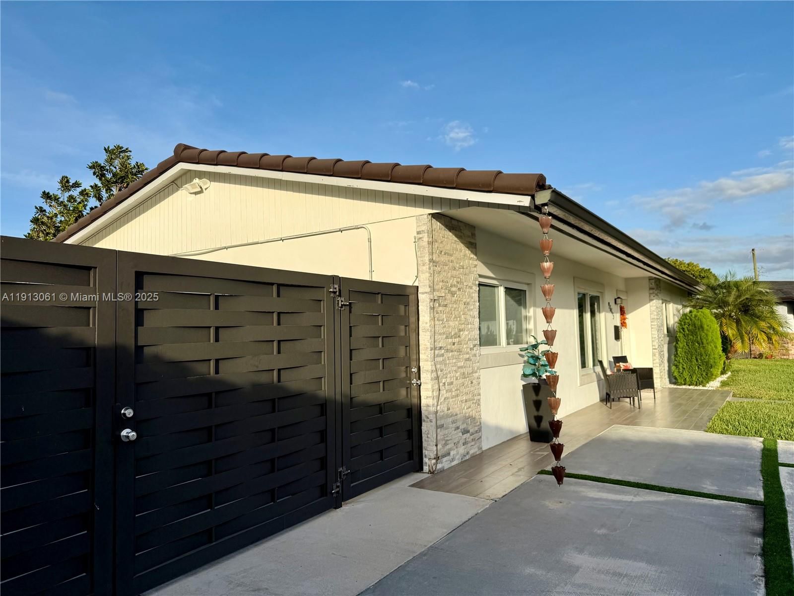 Real estate property located at 9645 10th Ter, Miami-dade, Town Park Heights, Miami, FL