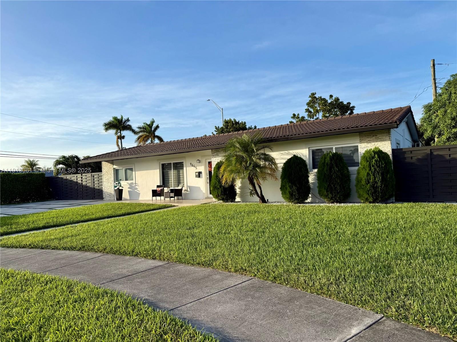 Real estate property located at 9645 10th Ter, Miami-dade, Town Park Heights, Miami, FL