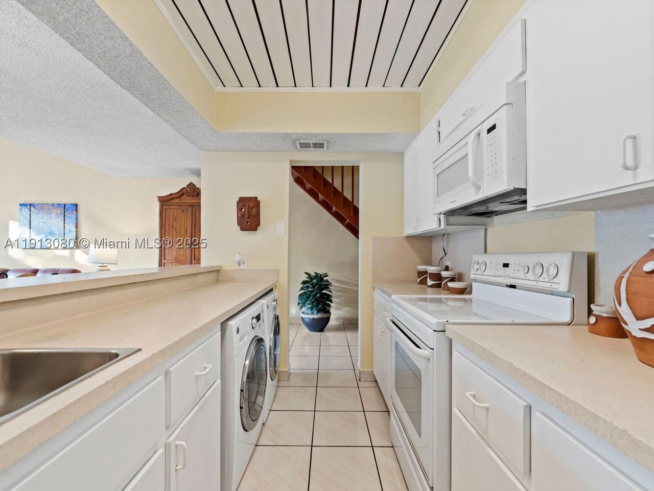 Real estate property located at 13350 91st Ter C, Miami-dade, Calusa Point, Miami, FL