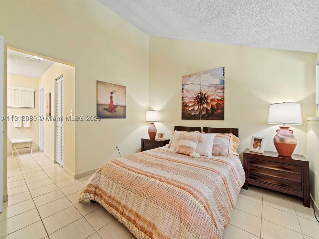 Real estate property located at 13350 91st Ter C, Miami-dade, Calusa Point, Miami, FL