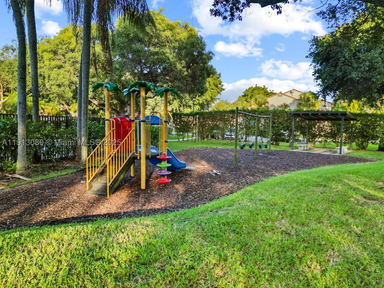 Real estate property located at 13350 91st Ter C, Miami-dade, Calusa Point, Miami, FL