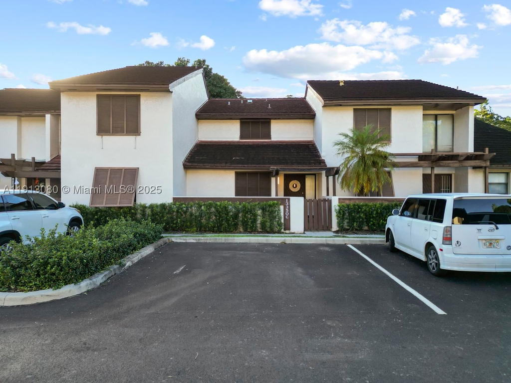 Real estate property located at 13350 91st Ter C, Miami-dade, Calusa Point, Miami, FL