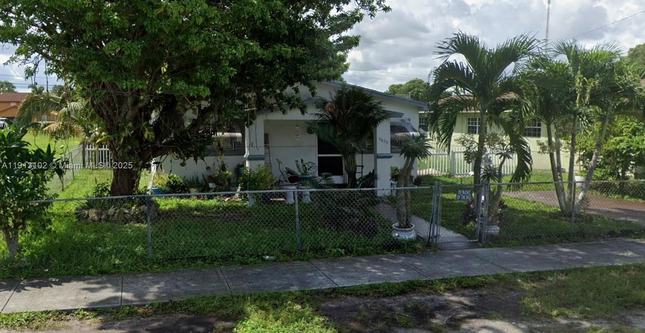 Real estate property located at 4620 26th St, Broward, Hyde Park First Sec, West Park, FL