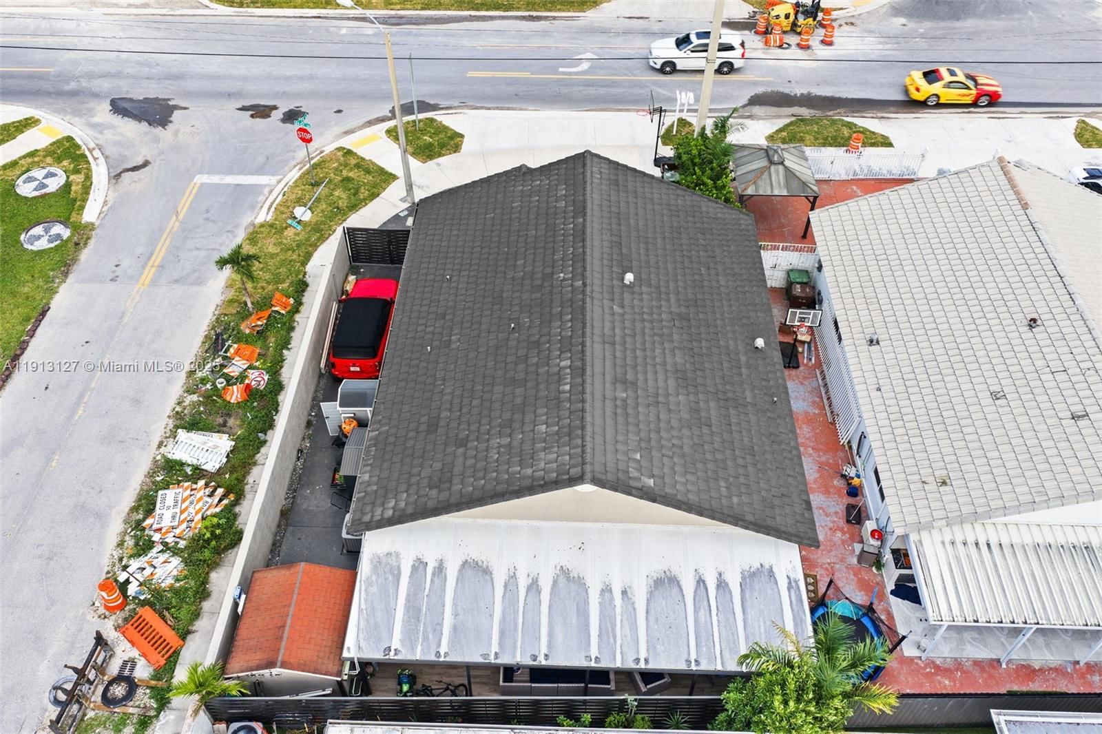 Real estate property located at 7416 32nd Ave, Miami-dade, Christys 5th Addn, Hialeah, FL