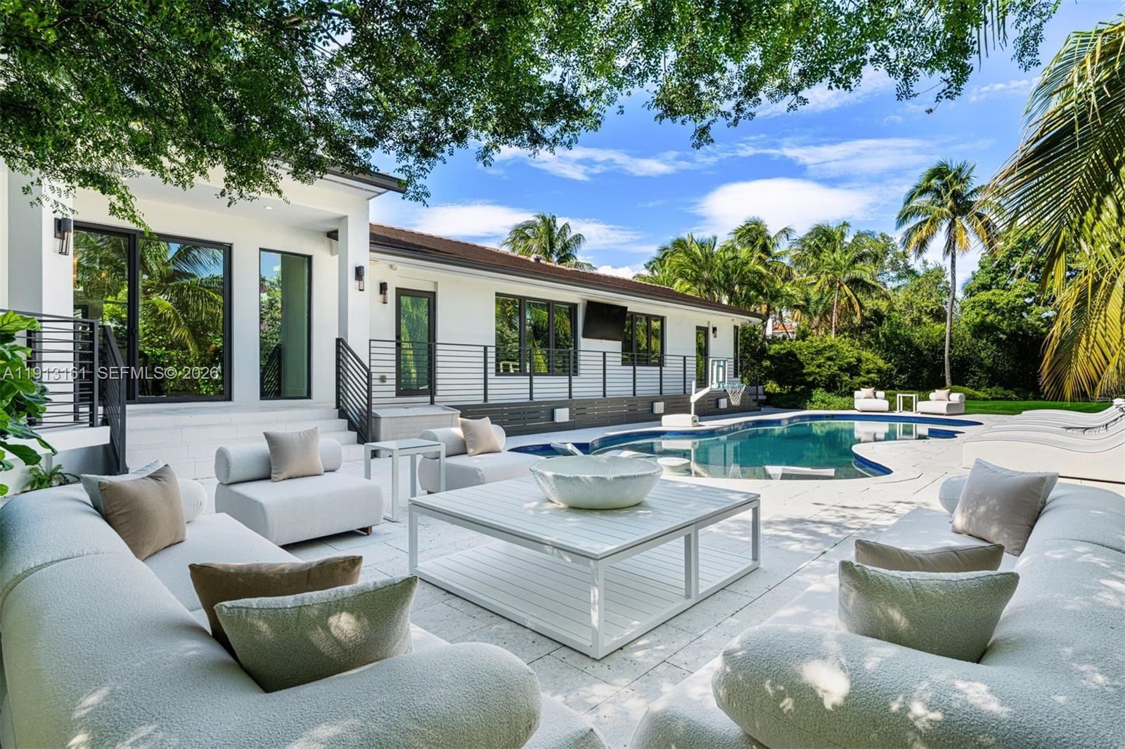 Real estate property located at 2801 Flamingo Dr, Miami-dade, Flamingo Terrace Sub, Miami Beach, FL