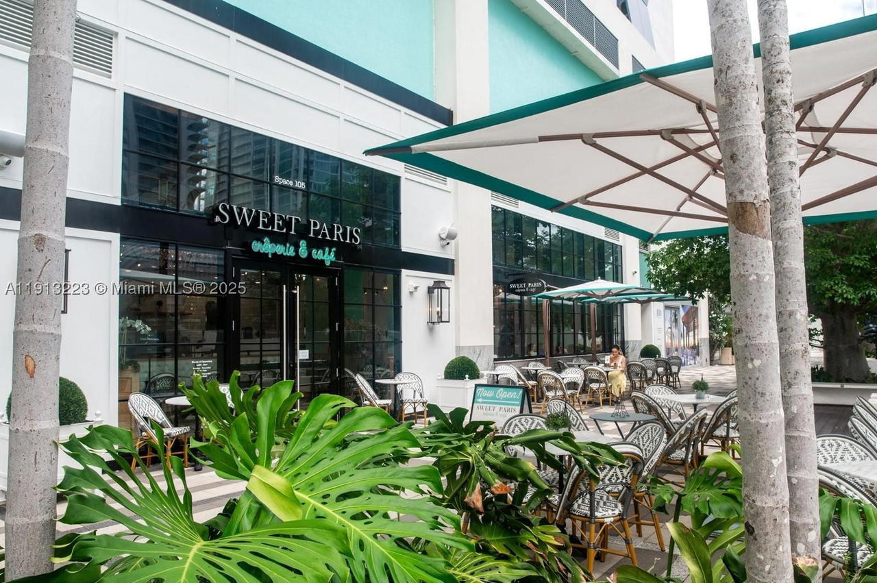 Real estate property located at 851 1st Ave #1811, Miami-dade, Paramount Miami Worldcente, Miami, FL