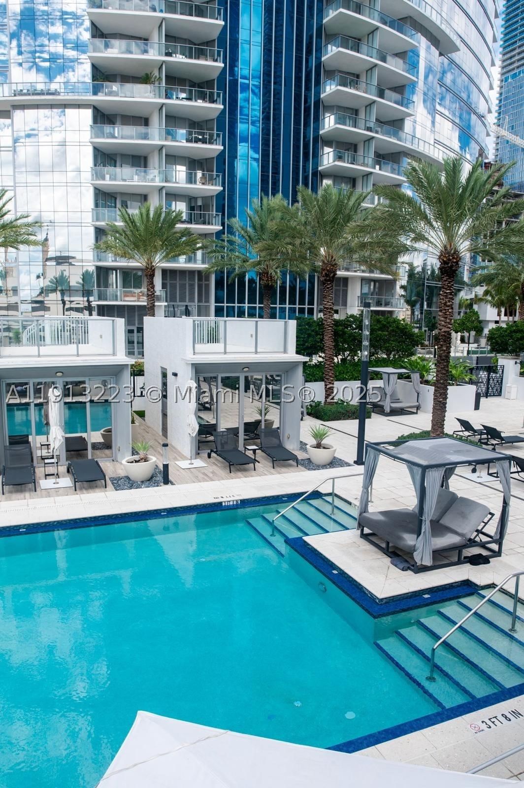 Real estate property located at 851 1st Ave #1811, Miami-dade, Paramount Miami Worldcente, Miami, FL