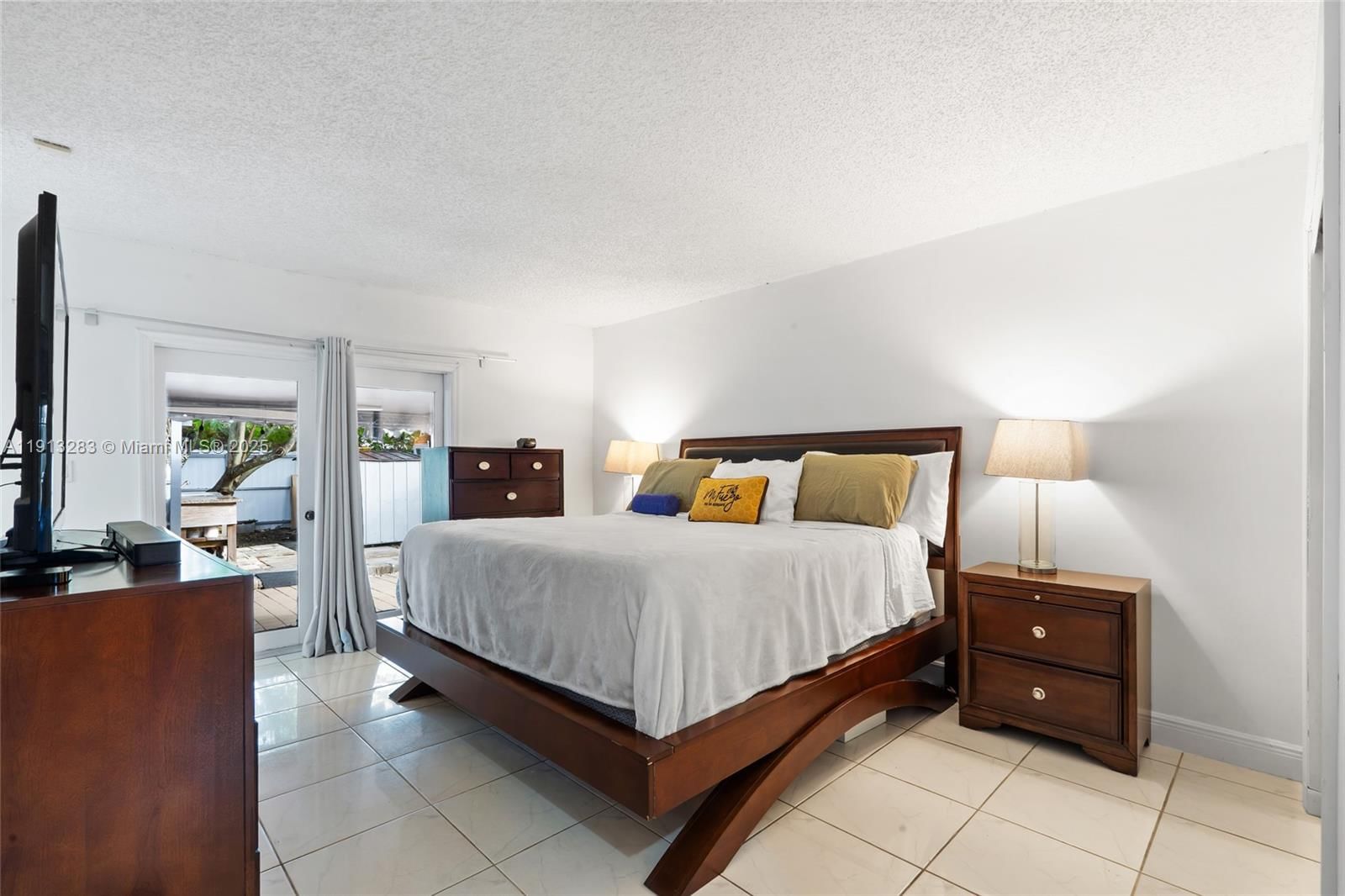 Real estate property located at 12535 219th St, Miami-dade, Hainlin Mill Estates Sec, Miami, FL