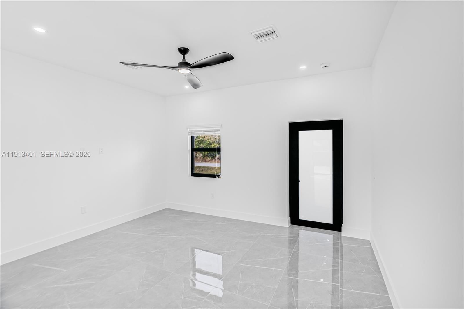 Real estate property located at 743 Roma Ave, Lee, Lehigh Acres, Lehigh Acres, FL