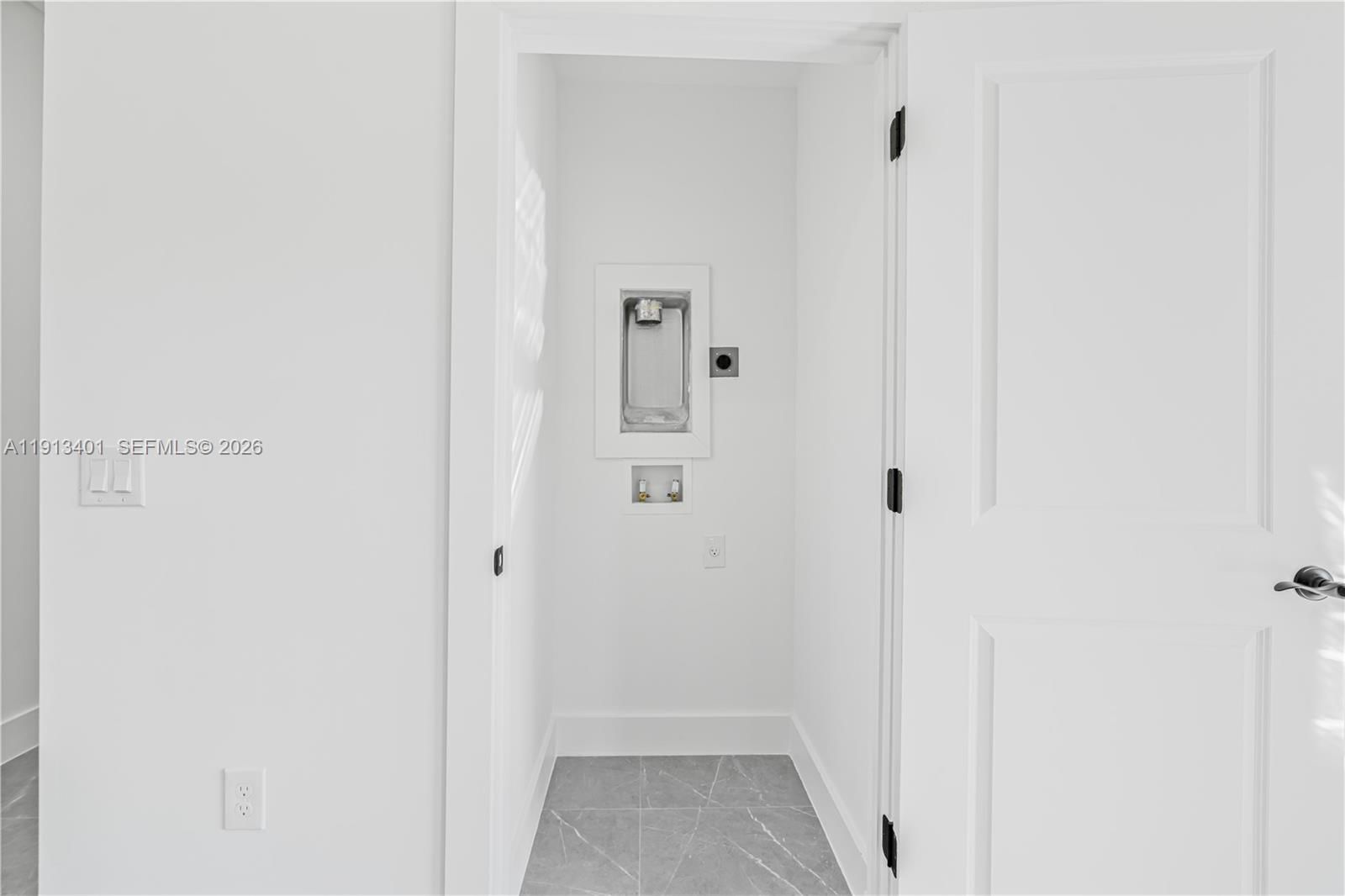 Real estate property located at 743 Roma Ave, Lee, Lehigh Acres, Lehigh Acres, FL