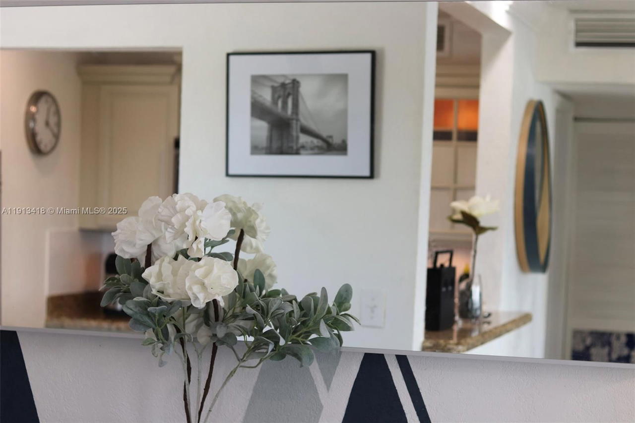 Real estate property located at 1130 11th St #6A, Miami-dade, Apollo Condo, Miami Beach, FL