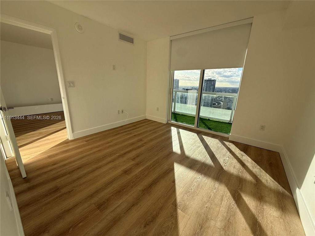 Real estate property located at 50 Biscayne Blvd #4807, Miami-dade, 50 Biscayne Condo, Miami, FL