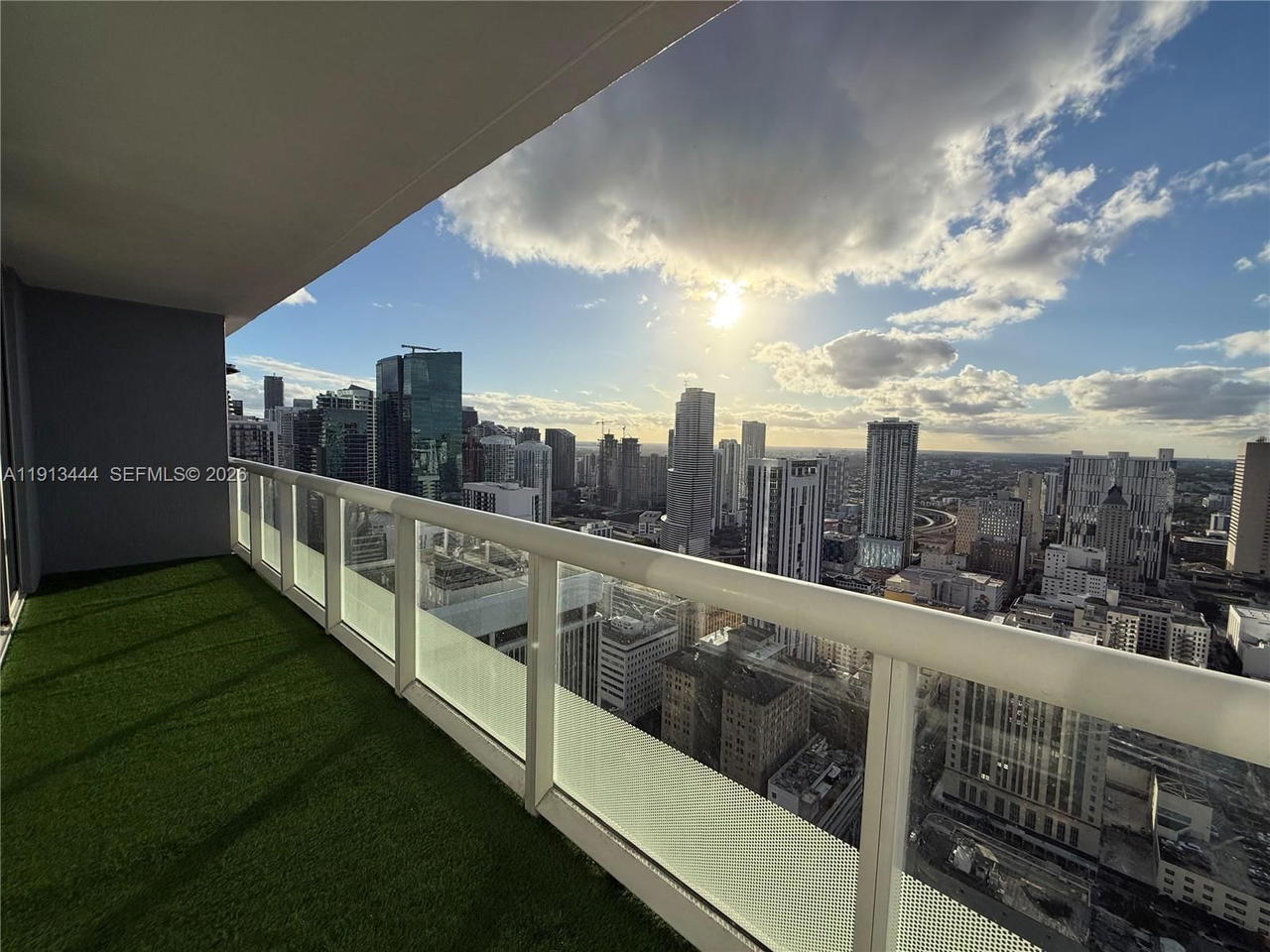 Real estate property located at 50 Biscayne Blvd #4807, Miami-dade, 50 Biscayne Condo, Miami, FL