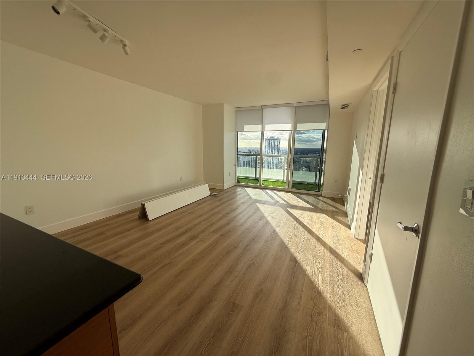 Real estate property located at 50 Biscayne Blvd #4807, Miami-dade, 50 Biscayne Condo, Miami, FL