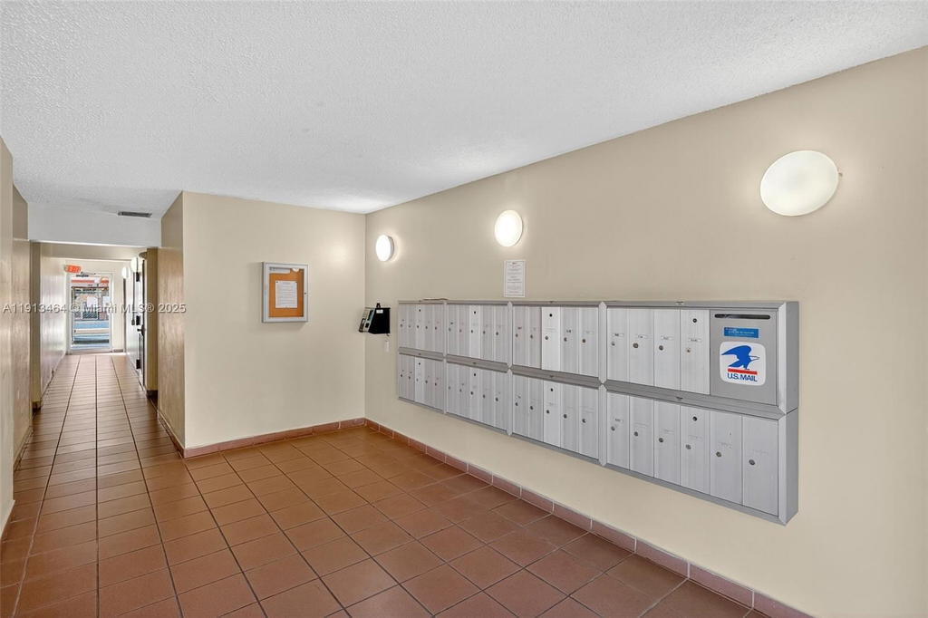 Real estate property located at 4841 7th St #309-4, Miami-dade, Sunset Villas Phase Ii Co, Miami, FL