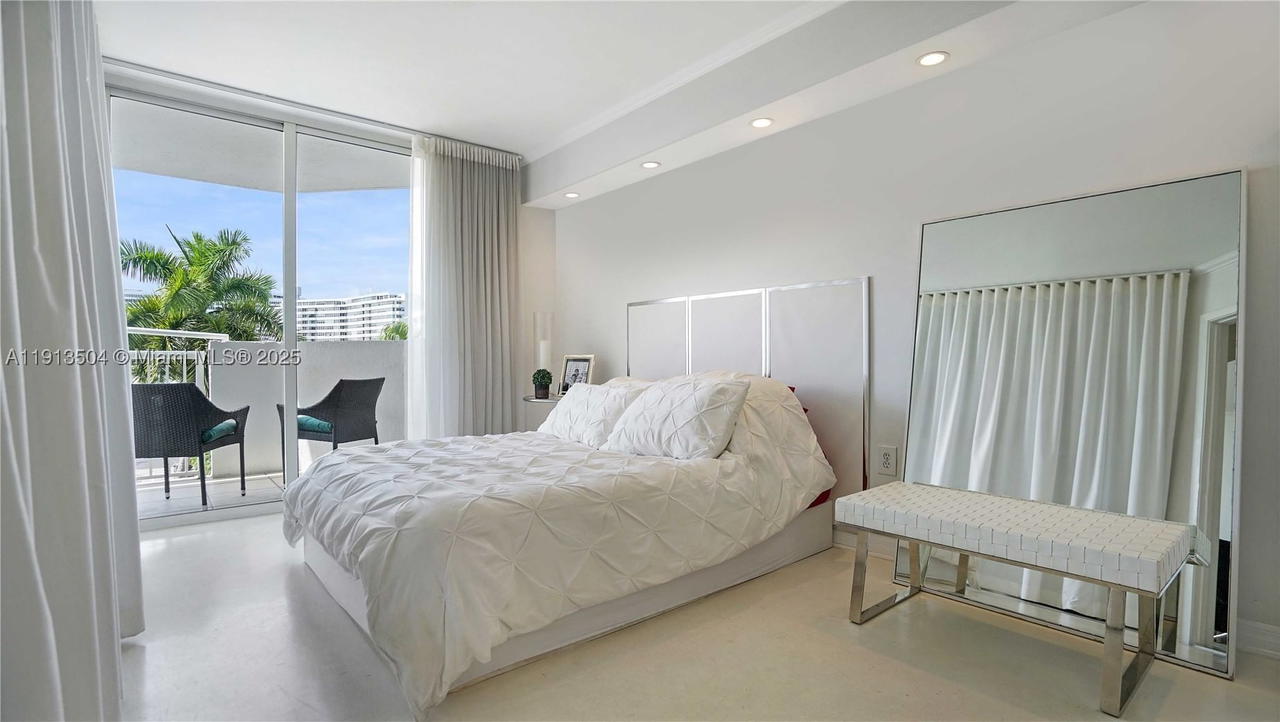 Real estate property located at 1621 Bay Rd #606, Miami-dade, Bayview Plaza Condo, Miami Beach, FL