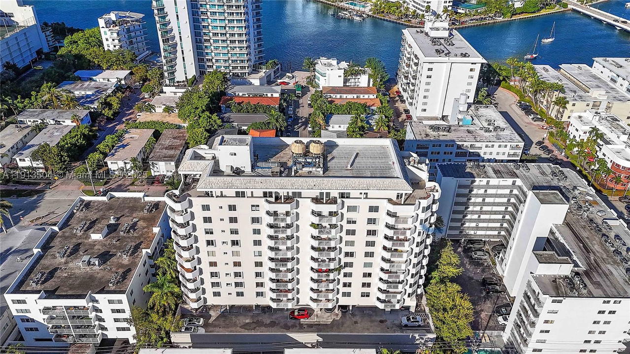 Real estate property located at 1621 Bay Rd #606, Miami-dade, Bayview Plaza Condo, Miami Beach, FL