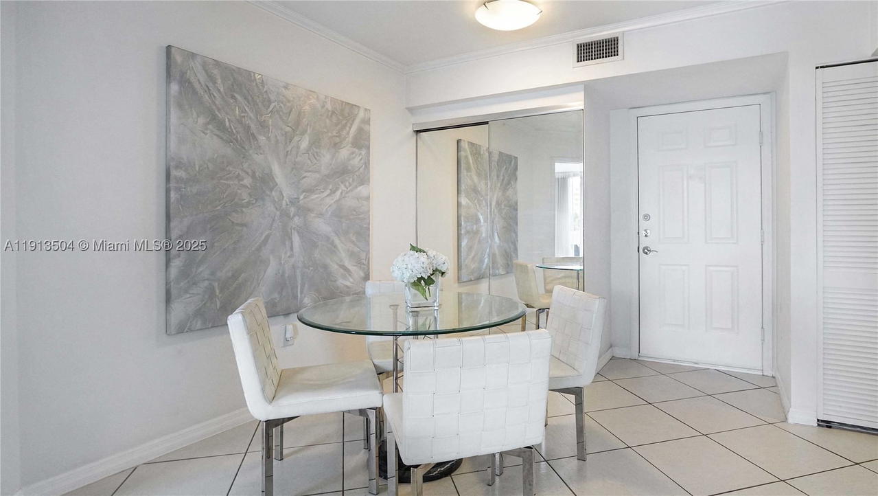 Real estate property located at 1621 Bay Rd #606, Miami-dade, Bayview Plaza Condo, Miami Beach, FL