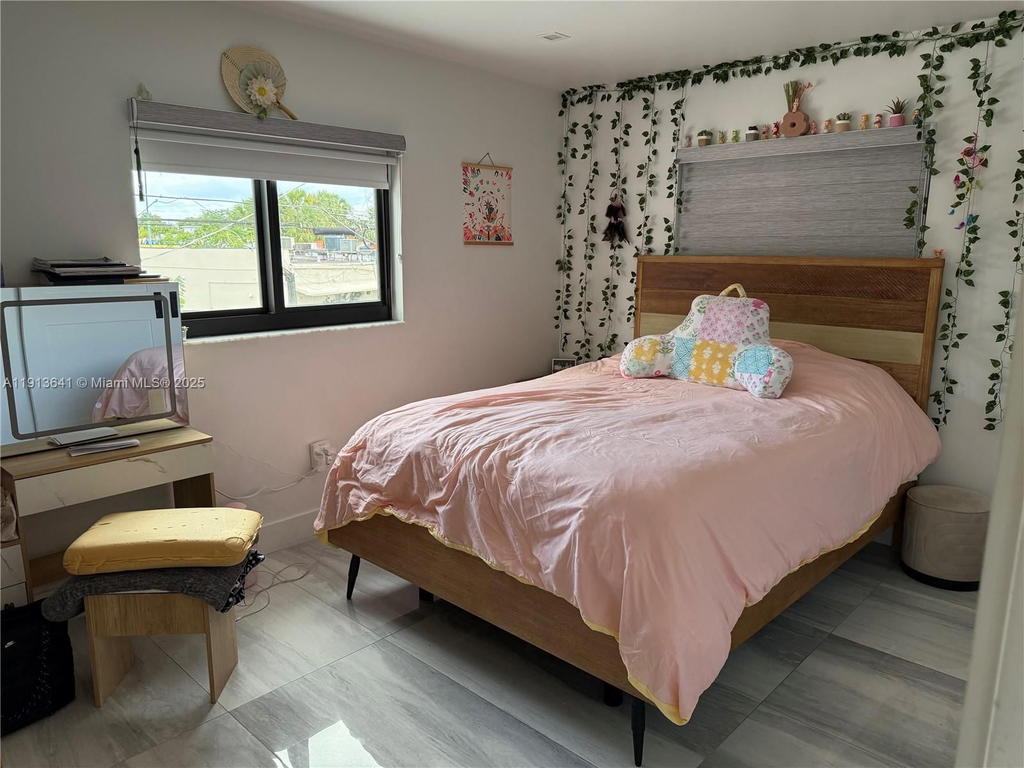 Real estate property located at 717 Tamiami Canal Rd, Miami-dade, Flagami Sec A, Miami, FL