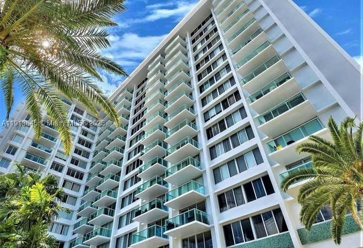 Real estate property located at 1000 West Ave #1504, Miami-dade, Mirador 1000 Condo, Miami Beach, FL