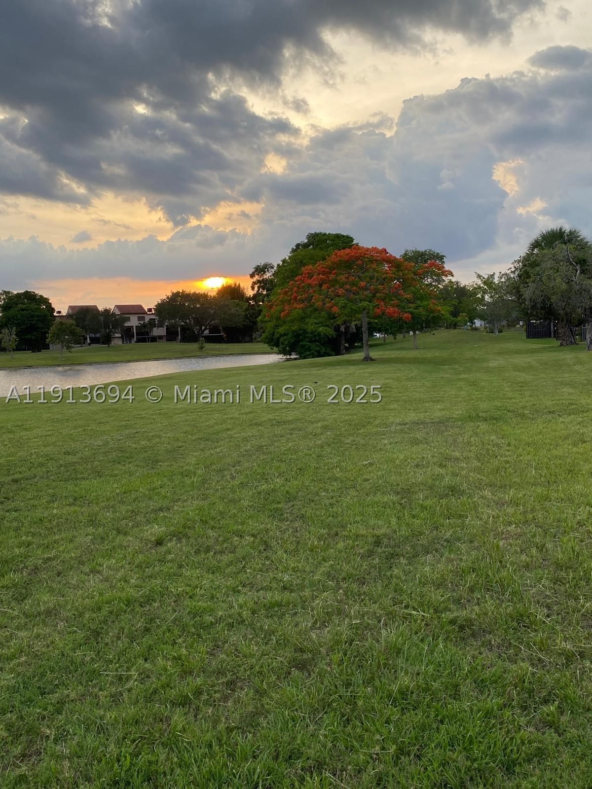 Real estate property located at 10454 5th Ter #4-30, Miami-dade, Spring Lakes Village Ii, Miami, FL