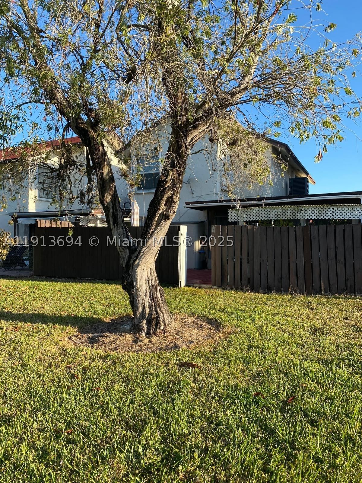 Real estate property located at 10454 5th Ter #4-30, Miami-dade, Spring Lakes Village Ii, Miami, FL