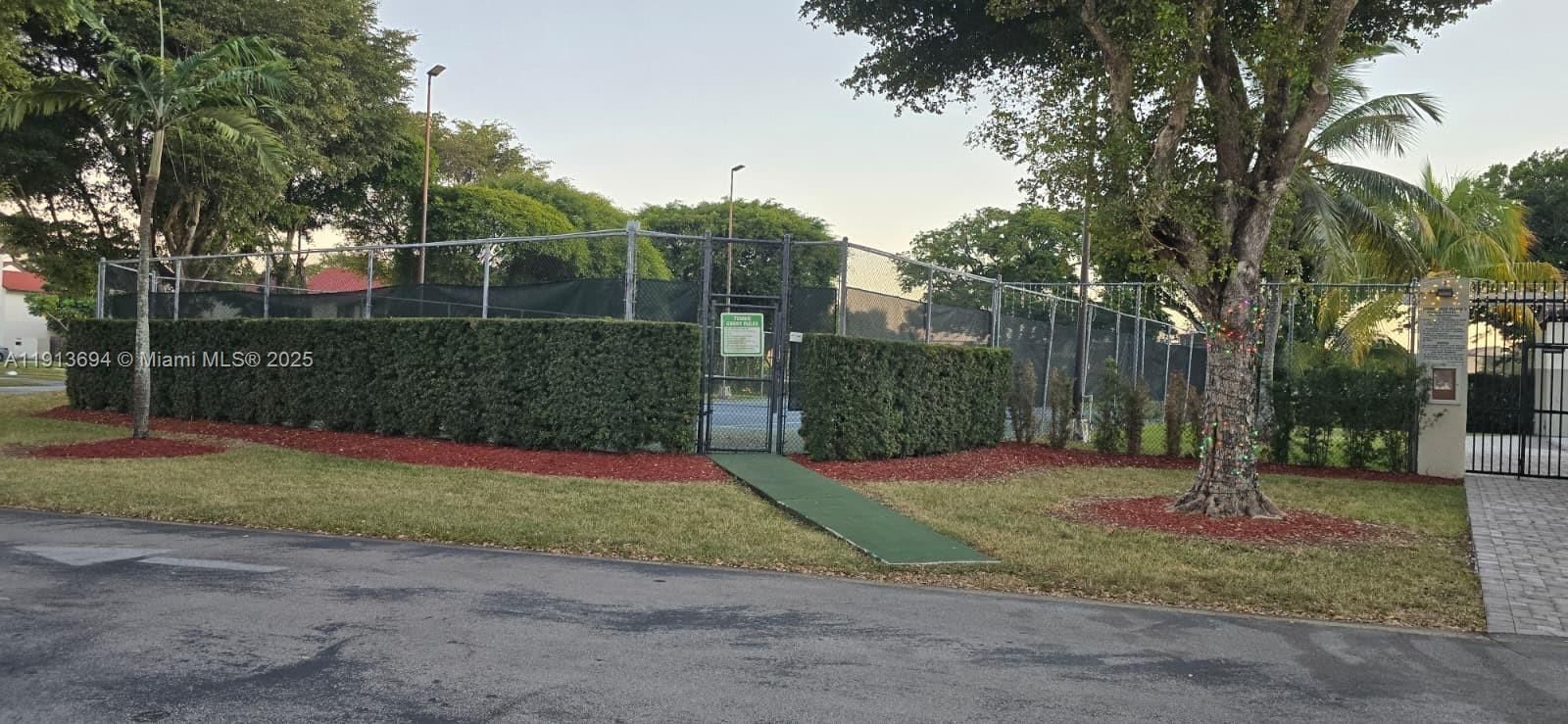 Real estate property located at 10454 5th Ter #4-30, Miami-dade, Spring Lakes Village Ii, Miami, FL