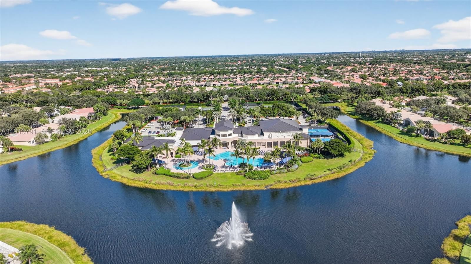 Real estate property located at 6833 Watertown Dr, Palm Beach, Valencia Pointe 3, Boynton Beach, FL