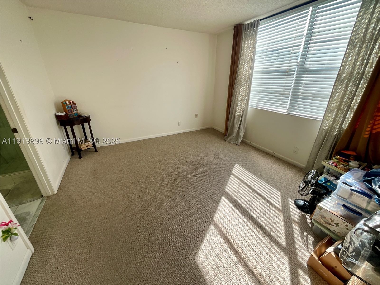 Real estate property located at 7690 18th St #303, Broward, 8 Of Palm Springs 2 Condo, Margate, FL