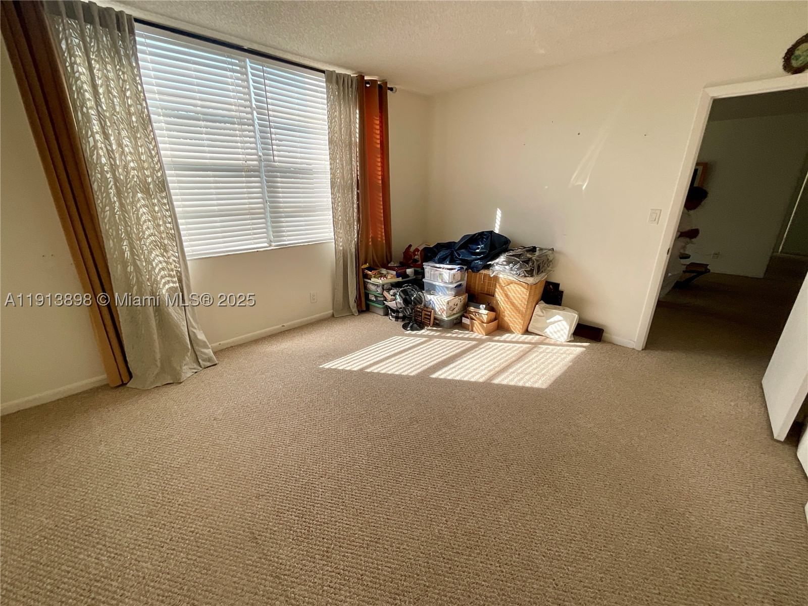 Real estate property located at 7690 18th St #303, Broward, 8 Of Palm Springs 2 Condo, Margate, FL