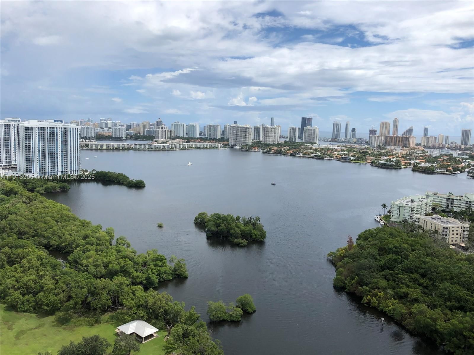 Real estate property located at 16385 Biscayne Blvd #3003, Miami-dade, The Harbour North Condo, North Miami Beach, FL