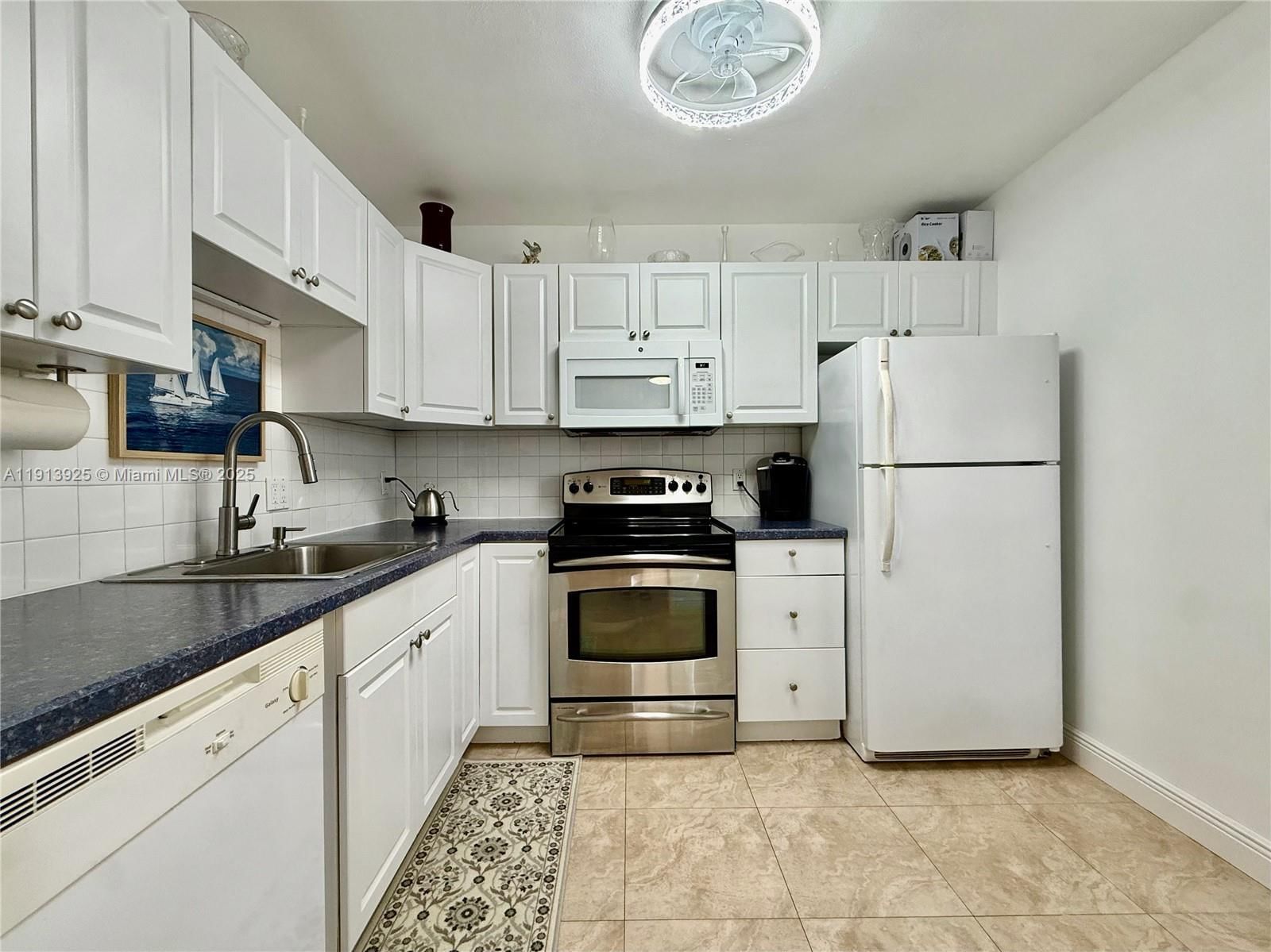Real estate property located at 4310 12th Ct #106, Broward, Park South Eleven Inc Con, Lauderhill, FL