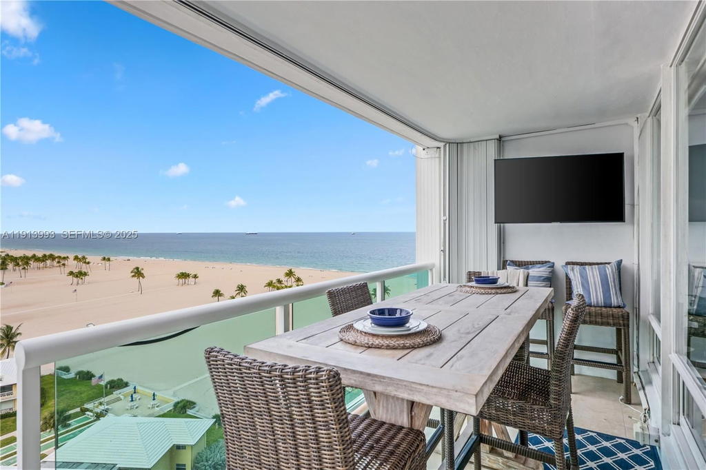 Real estate property located at 2100 Ocean Ln #1009, Broward, Point Of Americas Condo, Fort Lauderdale, FL