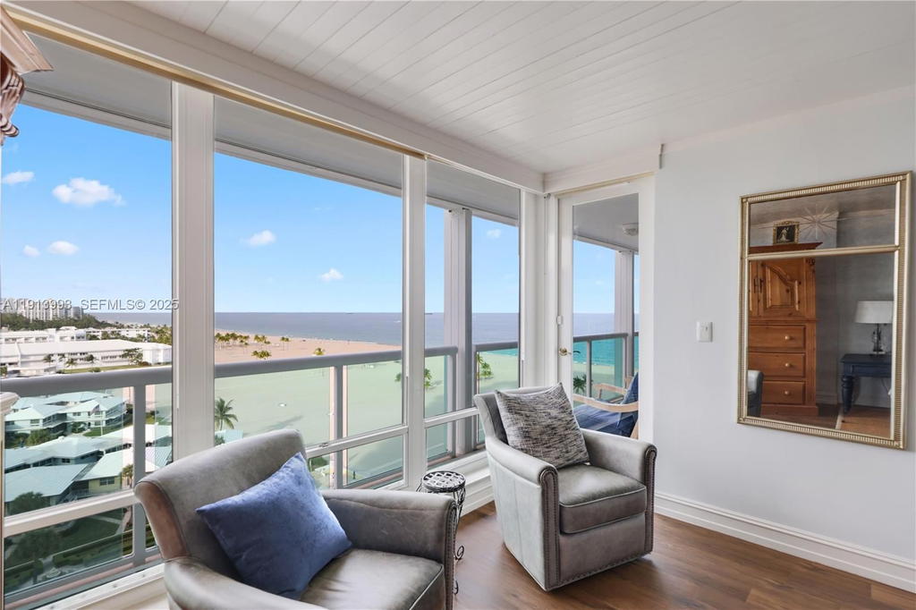 Real estate property located at 2100 Ocean Ln #1009, Broward, Point Of Americas Condo, Fort Lauderdale, FL