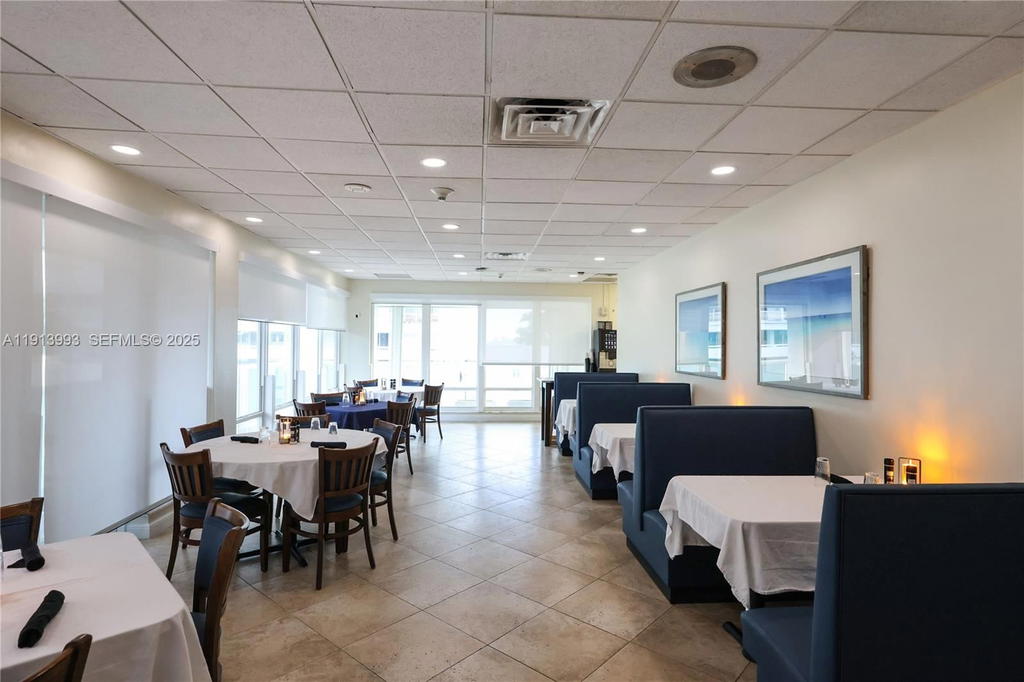 Real estate property located at 2100 Ocean Ln #1009, Broward, Point Of Americas Condo, Fort Lauderdale, FL