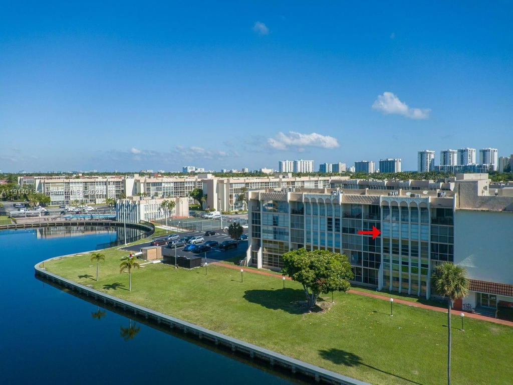 Real estate property located at 601 Three Islands Blvd #404, Broward, Desoto Park Condo, Hallandale Beach, FL