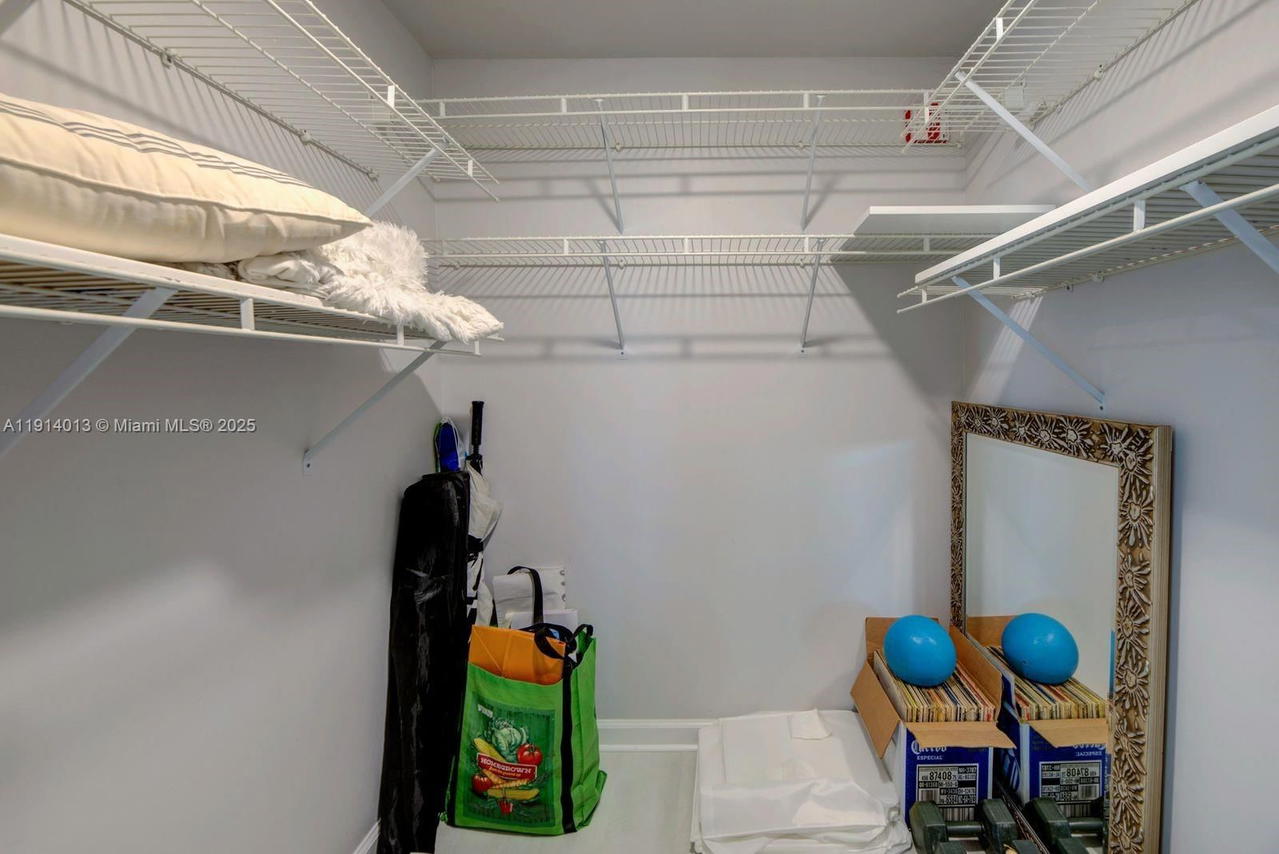 Real estate property located at 601 Three Islands Blvd #404, Broward, Desoto Park Condo, Hallandale Beach, FL
